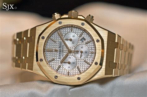 ap royal oak mens|audemars piguet royal oak gold.